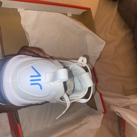 New Nike Airmax Infinity - Picture 6 of 7